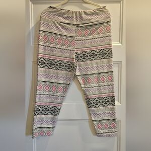 Capris (Super Soft) with a nice light pattern